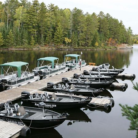 Pine Point Lodge Resort & Motel Crane Lake Exterior foto