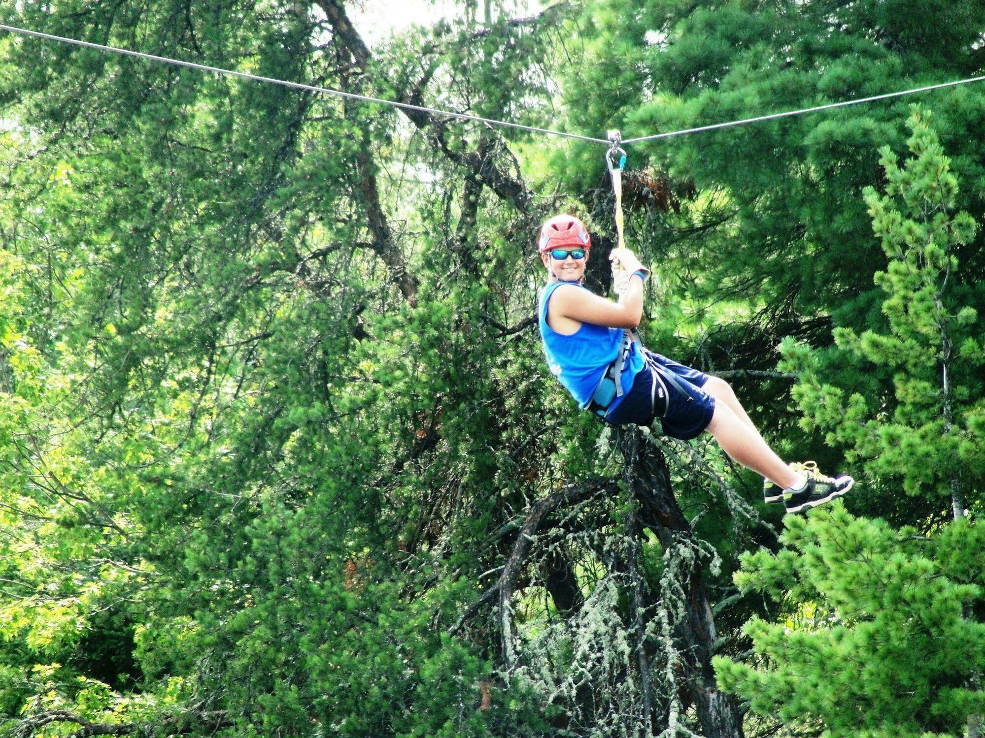 Pine Point Lodge Resort & Motel Crane Lake Exterior foto